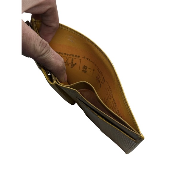 Vintage Valentino Garavani Wallet Yellow Leather Tokyo Stock Market Imprint Art - Picture 12 of 12